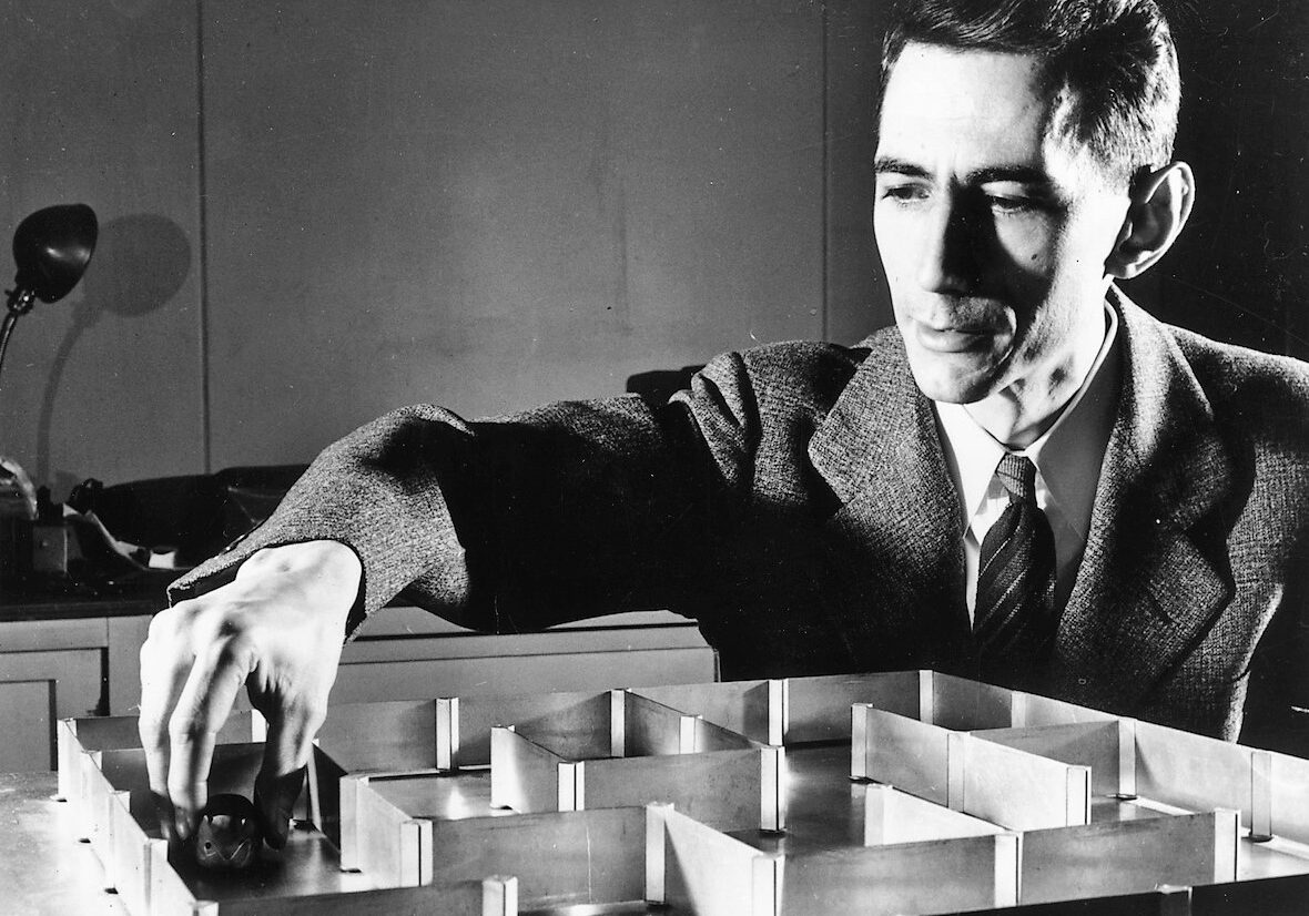 10th May 1952:  Dr Claude E Shannon a mathematician at the Bell Telephone Laboratories with an electronic mouse which has a 'super' memory and can learn its way round a maze without a mistake after only one 'training' run.  (Photo by Keystone/Getty Images)