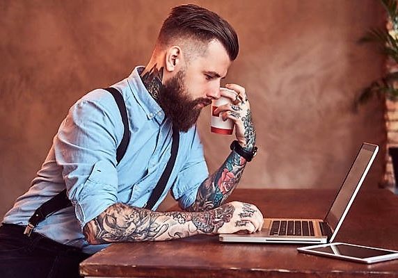 tattooed-hipster-working-laptop (2)